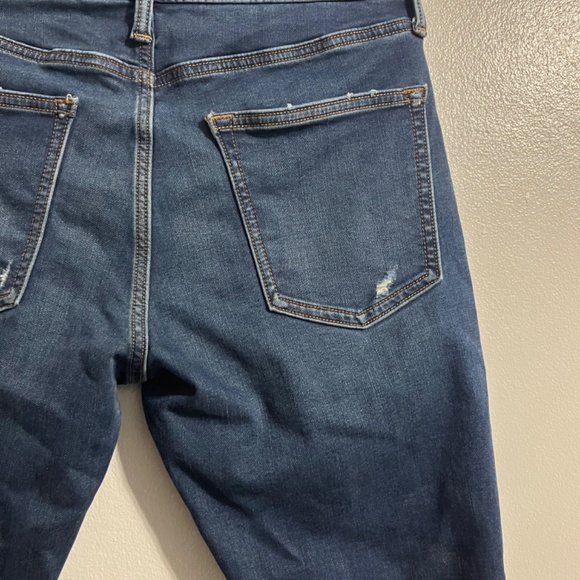 Old Navy 31x30 Slim Built-InTough Jeans - Picture 8 of 11